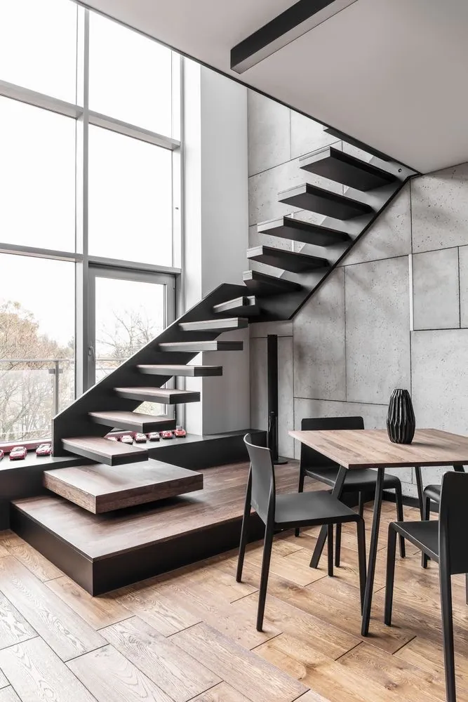 Frameless stairway with floating look